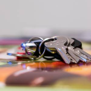 key 2719336 1280
