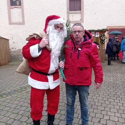 Bürgermeister und Weihnachtsmann 2024